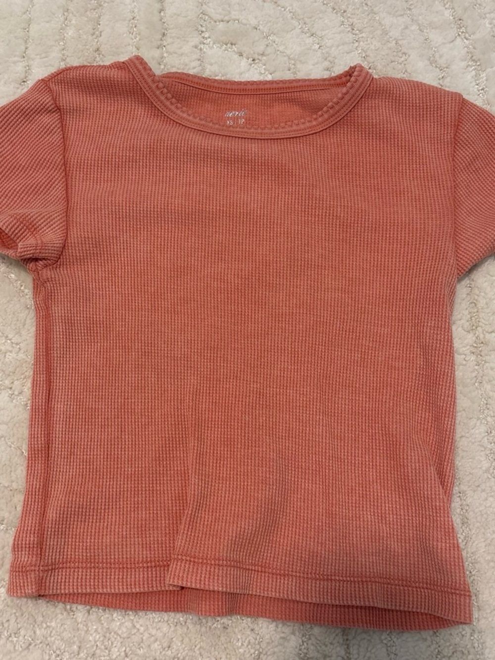 aerie orange/peach color knit tshirt